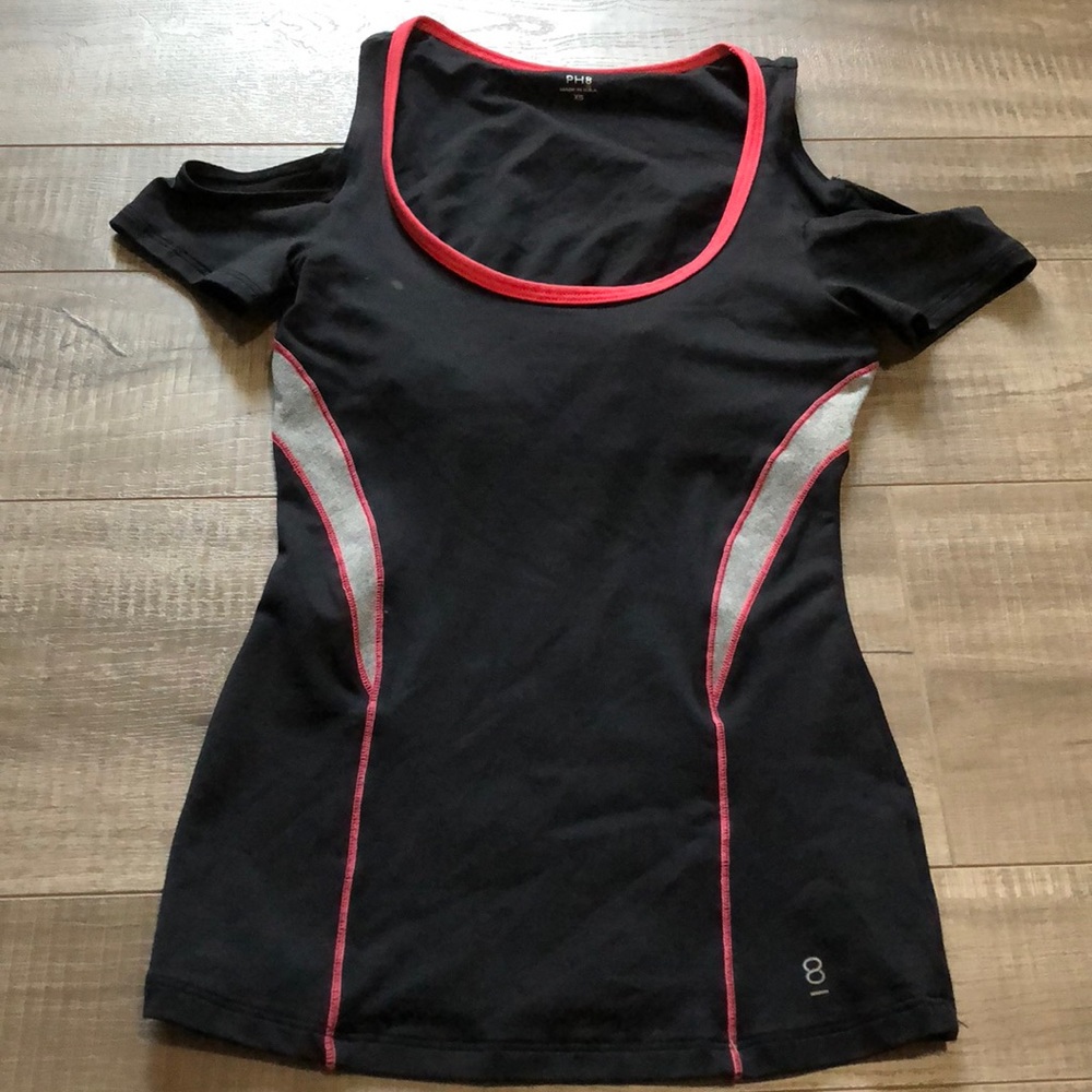 PH8 by Bebe sport top with cutout shoulders